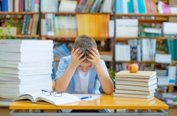 Autocobrança e perfeccionismo nos estudos